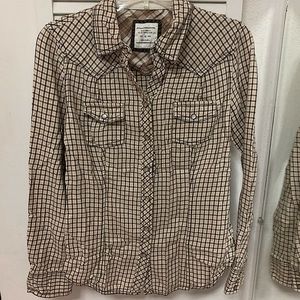 Old Navy button down long sleeve shirt